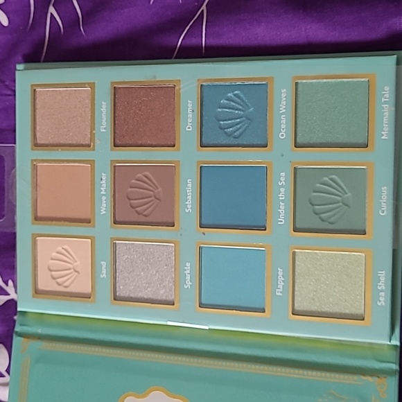 7 eyeshadow palettes Too Faced Colourpop Disney - Picture 2 of 16